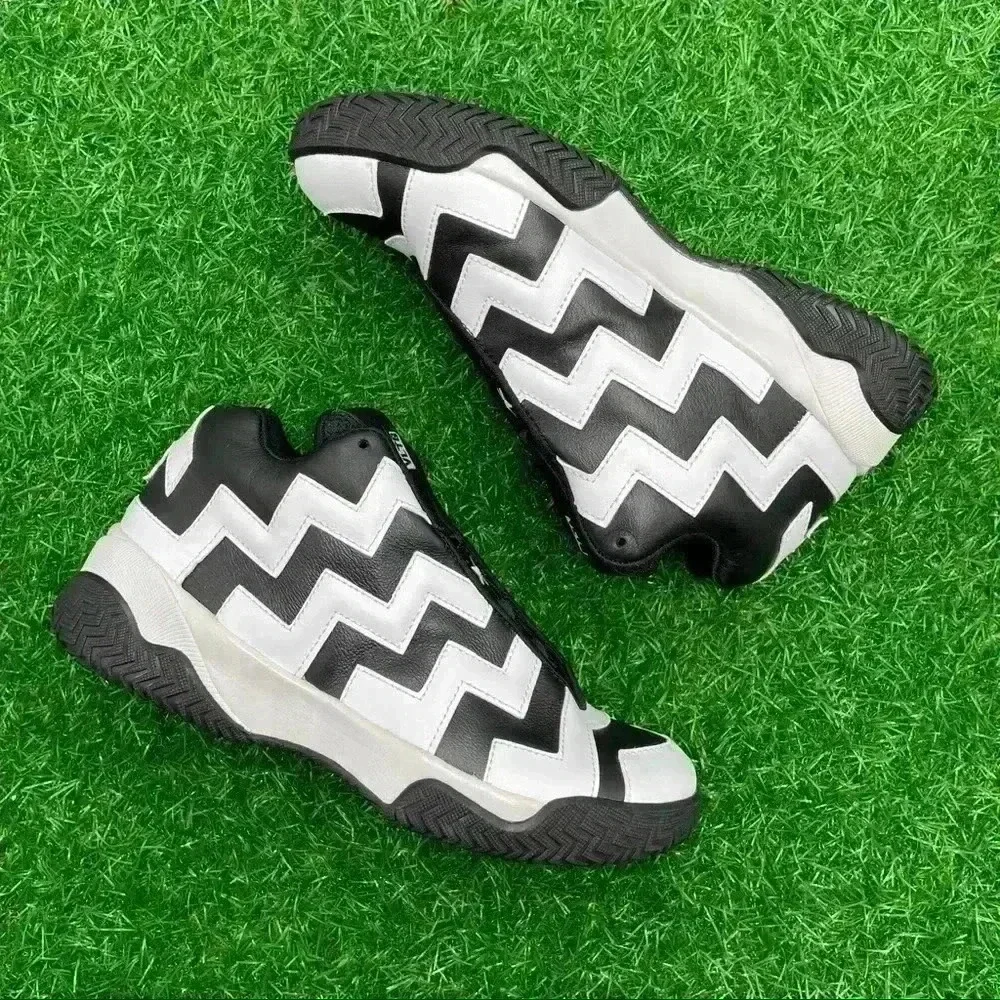 Converse Vltg Mid Black / White - Picture 5 of 6